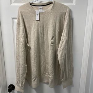 New men’s Gap sweater. Tags on. Size xl